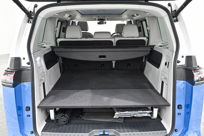 2025 Volkswagen ID. Buzz Pro BEV560