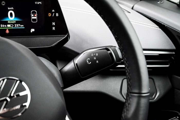 2025 Volkswagen ID.5 Pro