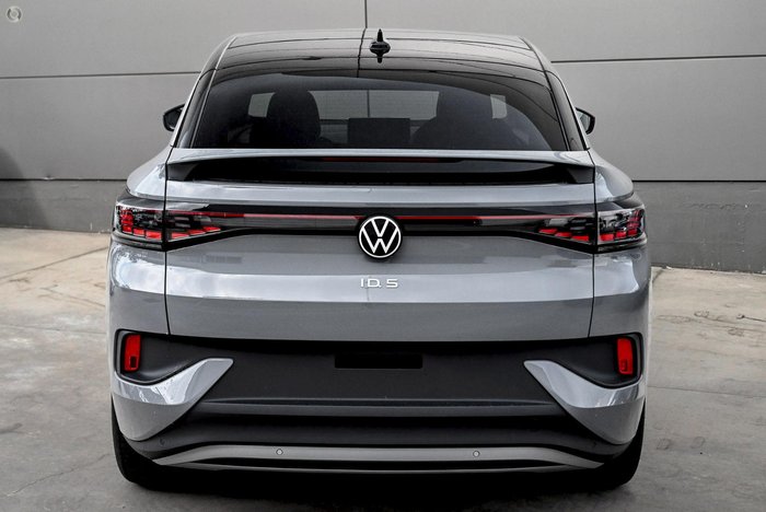 2025 Volkswagen ID.5 Pro
