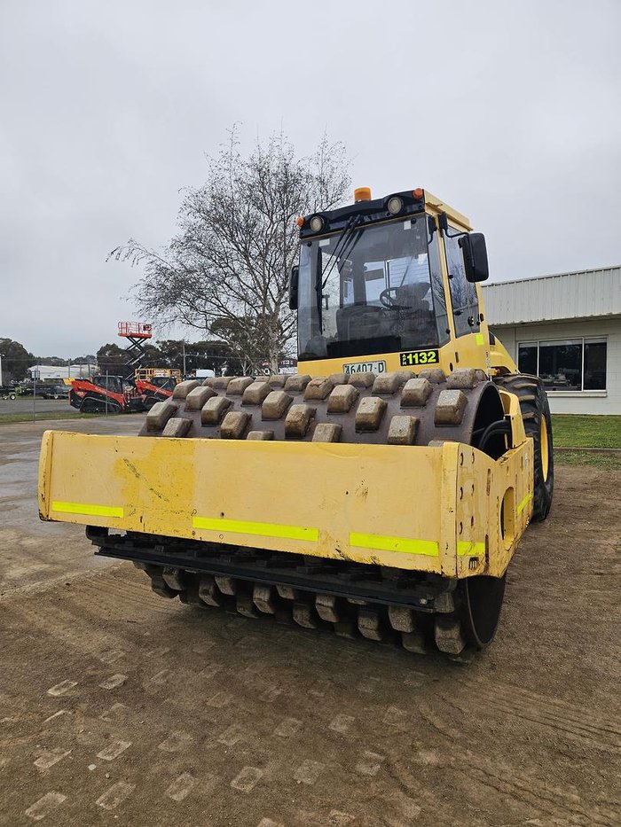2011 BOMAG Bw216pd-4 Yellow