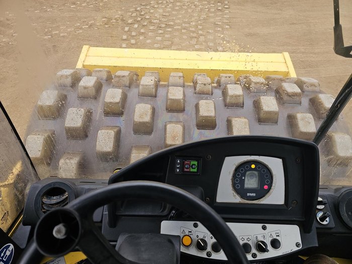 2011 BOMAG Bw216pd-4 Yellow