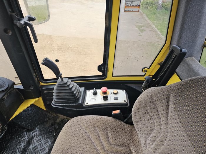 2011 BOMAG Bw216pd-4 Yellow