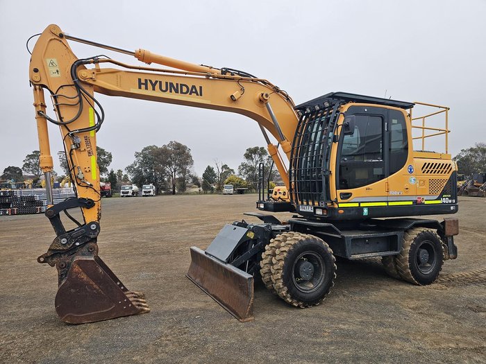 2018 Hyundai R140w-9