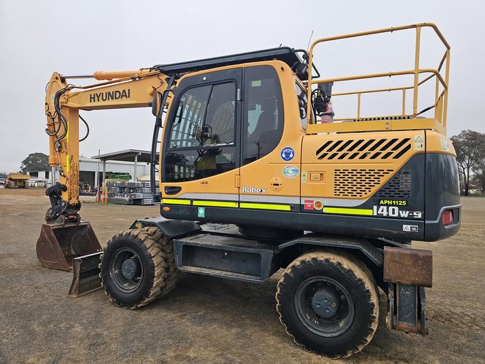 2018 Hyundai R140w-9