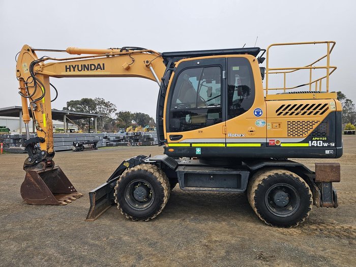 2018 Hyundai R140w-9