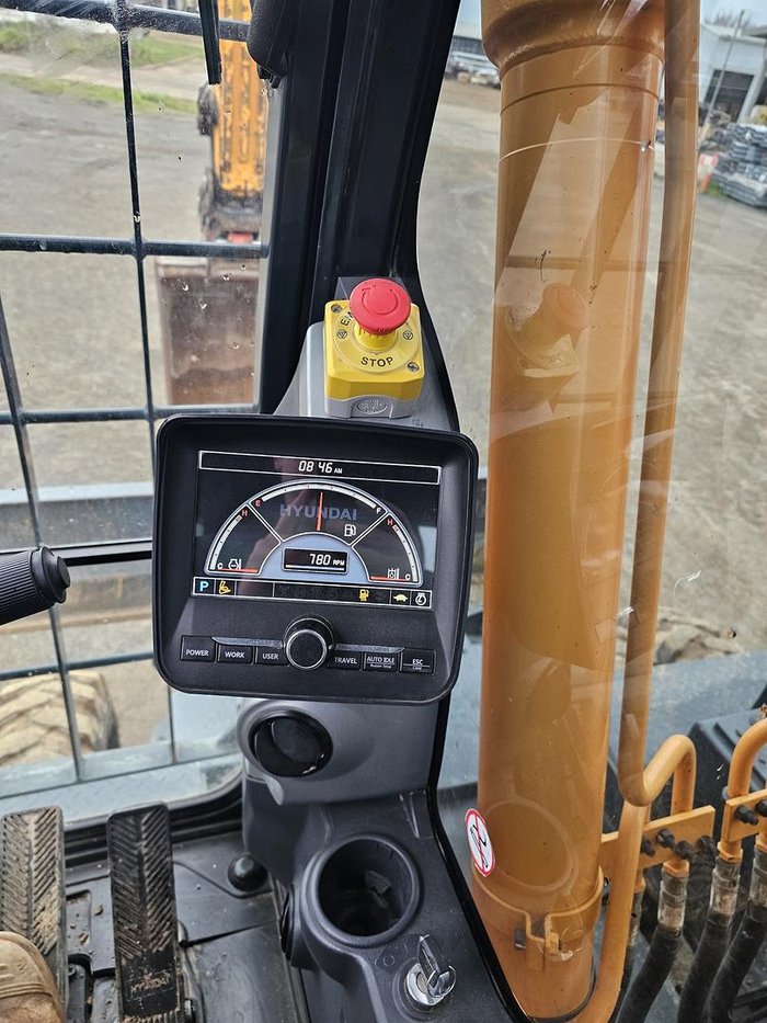 2018 Hyundai R140w-9