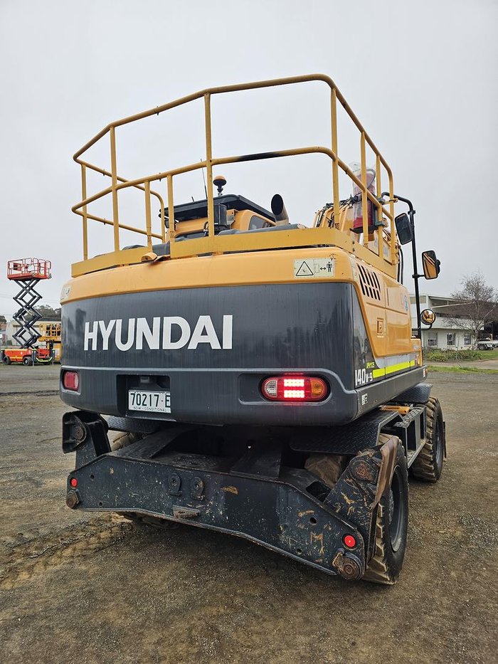2018 Hyundai R140w-9