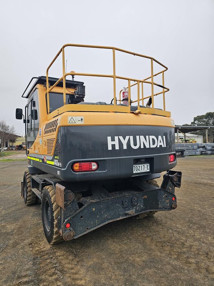 2018 Hyundai R140w-9
