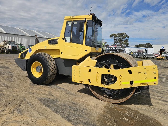 2014 BOMAG Bw219d-4 Smooth Drum Roller Yellow