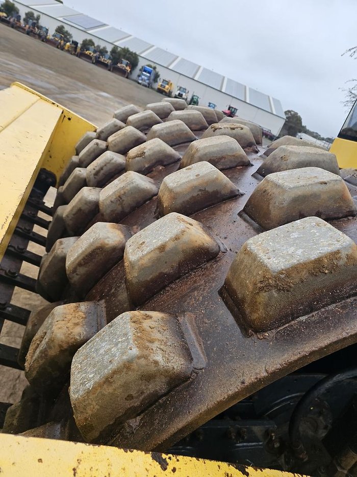 2011 BOMAG Bw216pd-4 Yellow