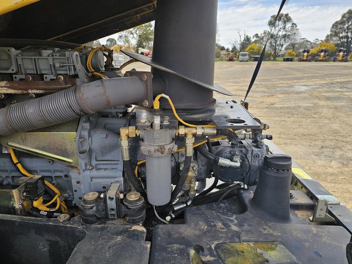 2014 BOMAG Bw219d-4 Smooth Drum Roller Yellow