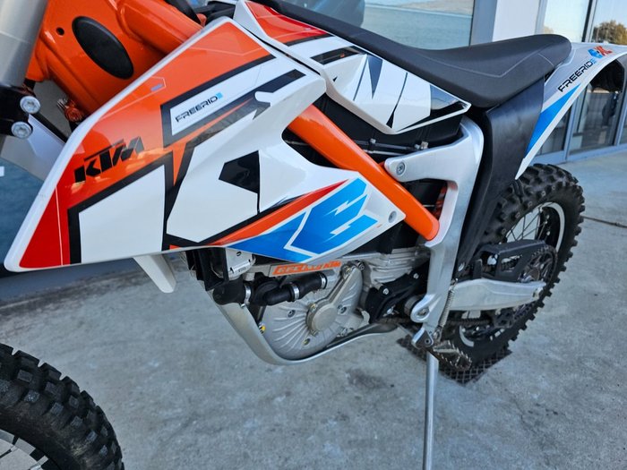 2021 Ktm SX-E 5 White