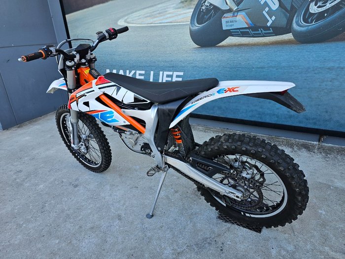 2021 Ktm SX-E 5 White