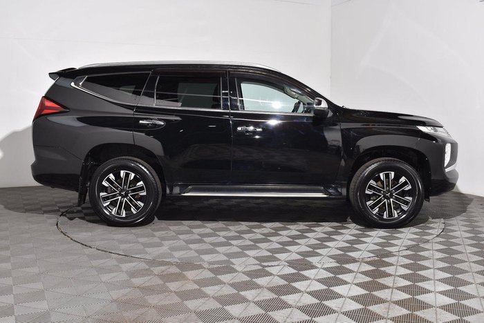 2020 Mitsubishi Pajero Sport Exceed