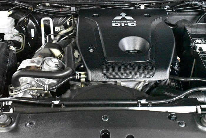 2020 Mitsubishi Pajero Sport Exceed