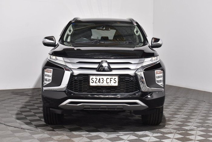 2020 Mitsubishi Pajero Sport Exceed