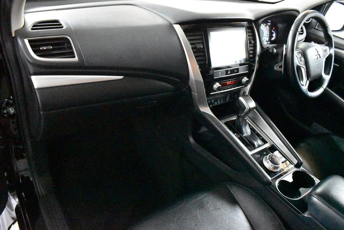 2020 Mitsubishi Pajero Sport Exceed