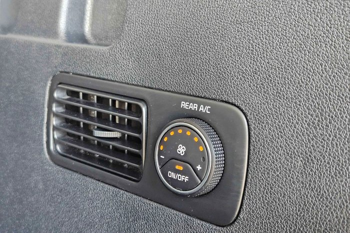 2018 Kia Sorento SLi