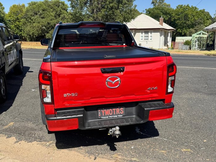 2025 Mazda BT-50 SP