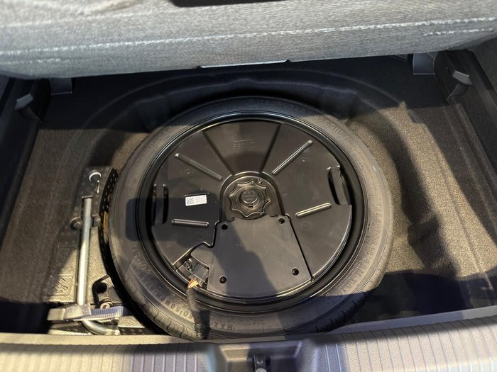 2025 Volkswagen Golf 110TSI R-Line