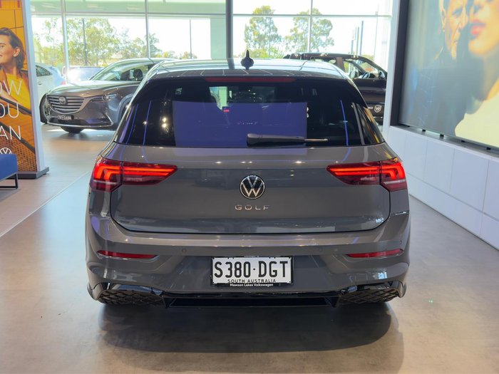 2025 Volkswagen Golf 110TSI R-Line