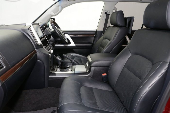 2020 Toyota Landcruiser Sahara