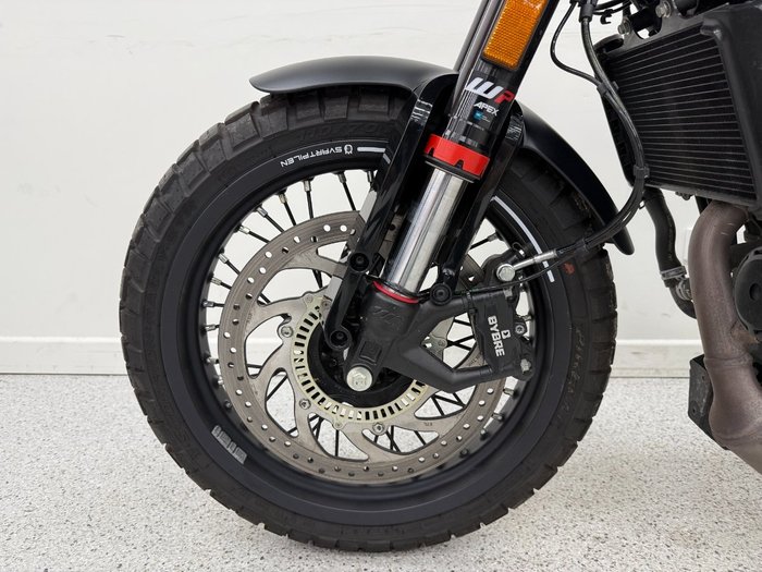 2023 HUSQVARNA SVARTPILEN 401 Black