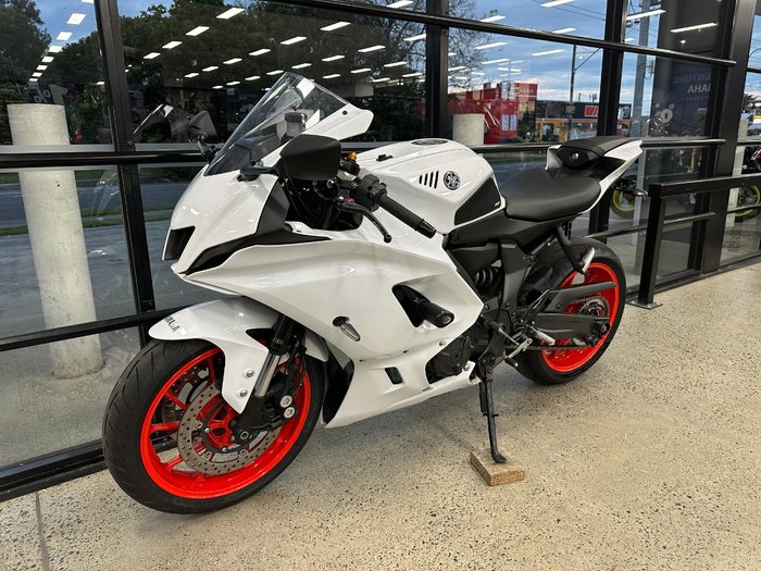 2023 Yamaha YZF-R7LA WHITE