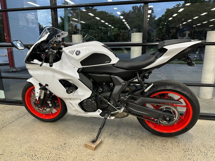 2023 Yamaha YZF-R7LA WHITE