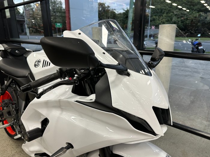 2023 Yamaha YZF-R7LA WHITE