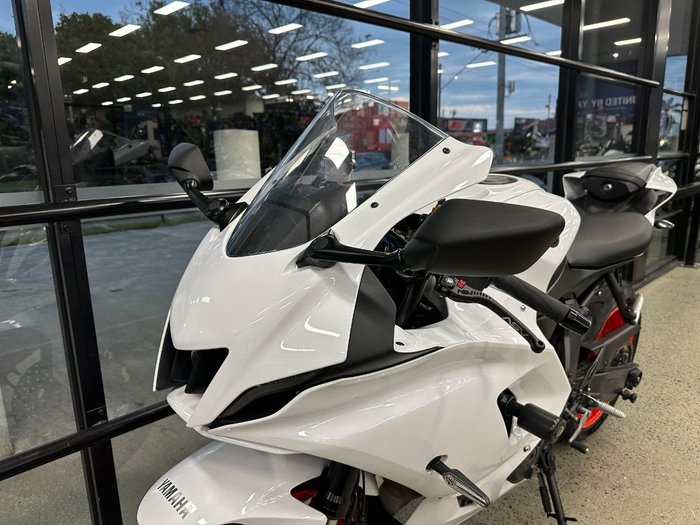 2023 Yamaha YZF-R7LA WHITE