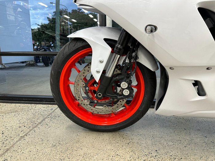 2023 Yamaha YZF-R7LA WHITE