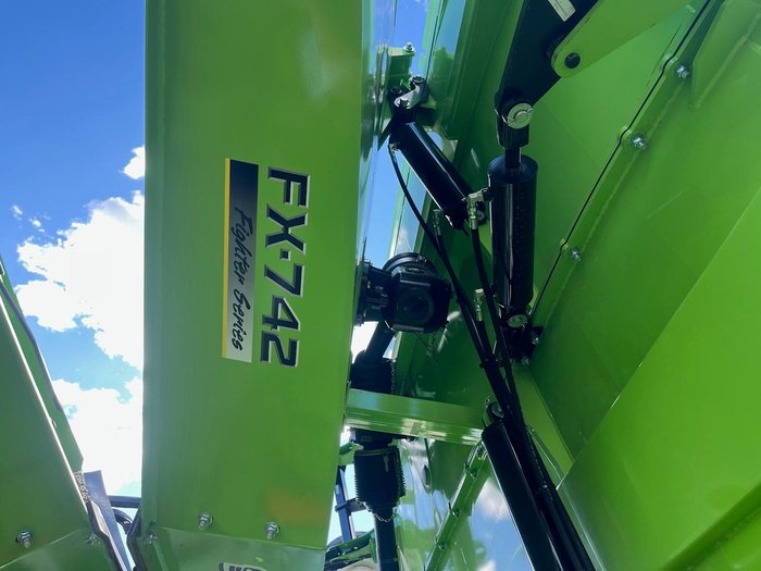 2025 Schulte FX-742