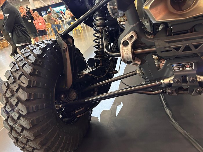 2025 Can-Am MAVERICK R X rc SAS Maverick Green
