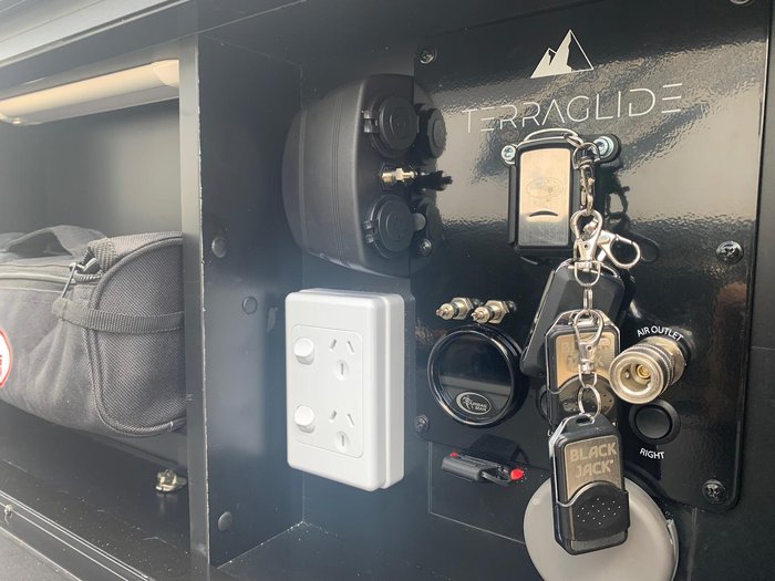 2025 Urban Caravans Skt Signature Series