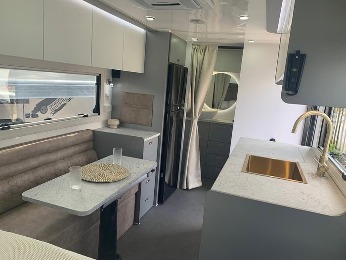 2025 Urban Caravans Skt Signature Series