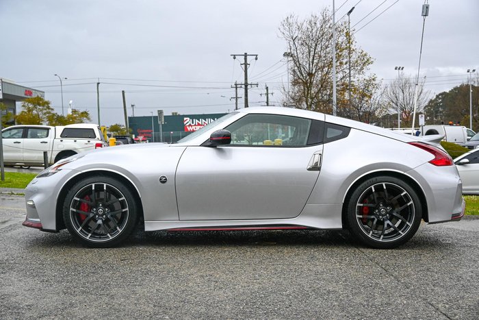 2017 Nissan 370Z NISMO
