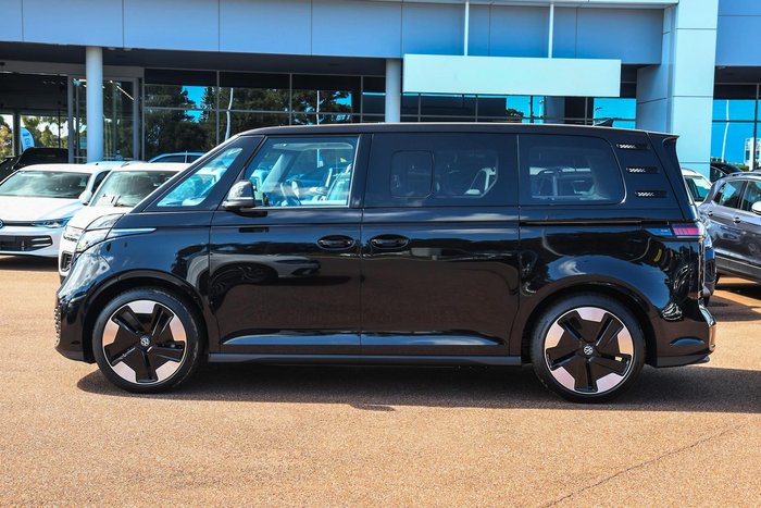 2025 Volkswagen ID. Buzz Pro BEV560