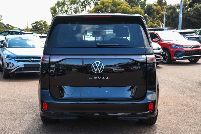 2025 Volkswagen ID. Buzz Pro BEV560