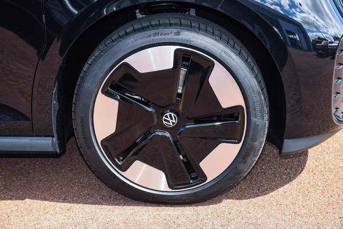 2025 Volkswagen ID. Buzz Pro BEV560