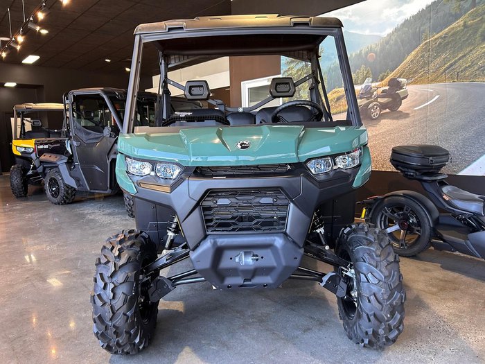 2025 Can-Am Defender XU HD10 Defender Green