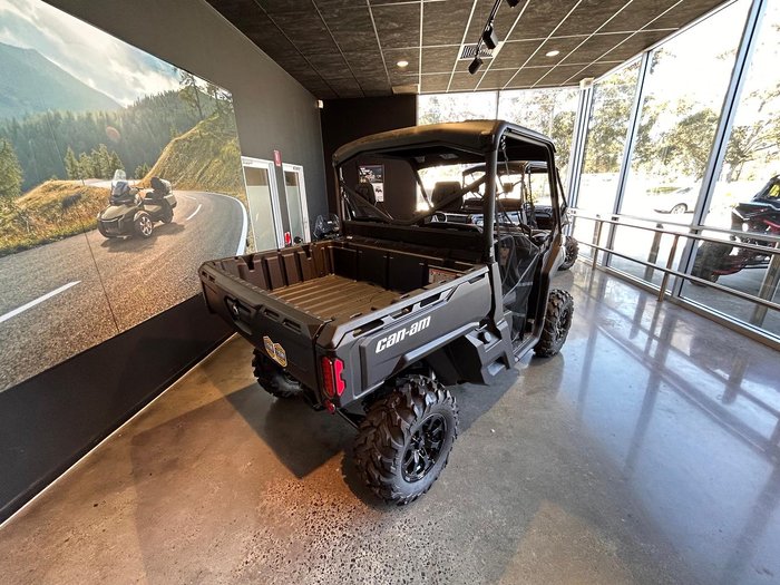 2025 Can-Am Defender XU HD10 Defender Green