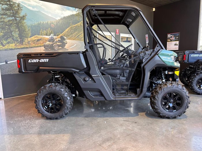 2025 Can-Am Defender XU HD10 Defender Green