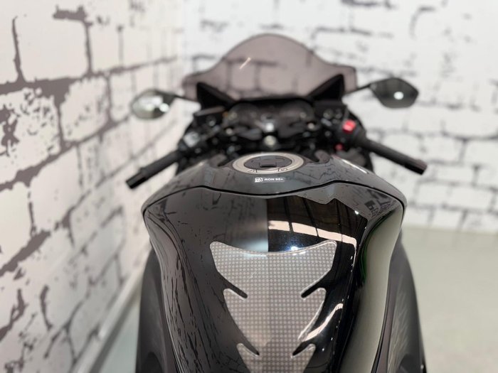 2023 Suzuki Hayabusa (GSX1300R) Hayabusa Black