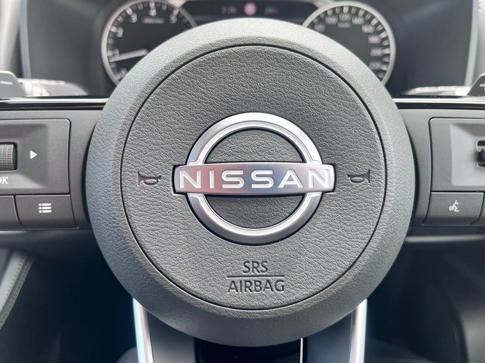 2025 Nissan X-TRAIL ST-L