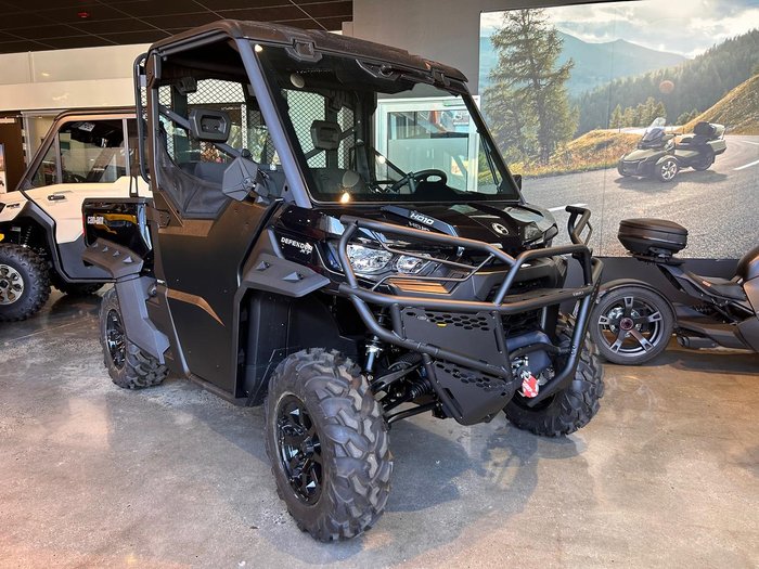 2024 Can-Am Defender HD10 XT Defender Black