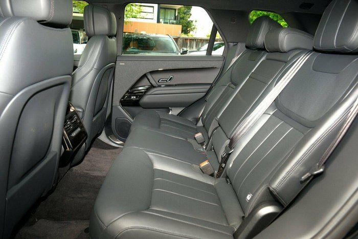 2025 Land Rover Range Rover Sport D250 Dynamic SE L461 MY25 AWD Santorini Black