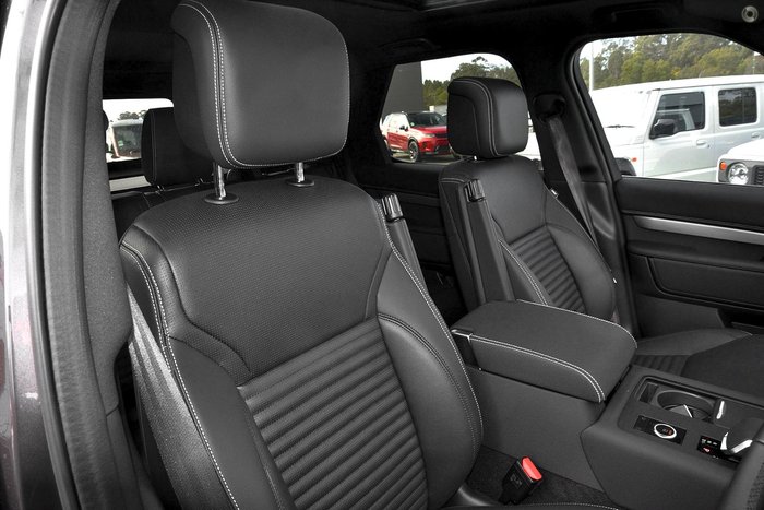 2025 Land Rover Discovery D350 Dynamic SE Series 5 MY25 4X4 Charente Grey
