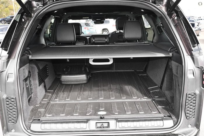 2025 Land Rover Discovery D350 Dynamic SE Series 5 MY25 4X4 Charente Grey