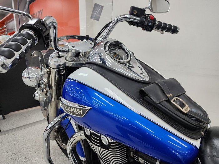 2015 Triumph THUNDERBIRD LT White